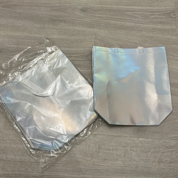 Brand new holographic bag QTY of 6 - Picture 2 of 6